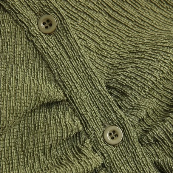 Cider Solid Texture Collar Crop Top in Green - Picture 6 of 8